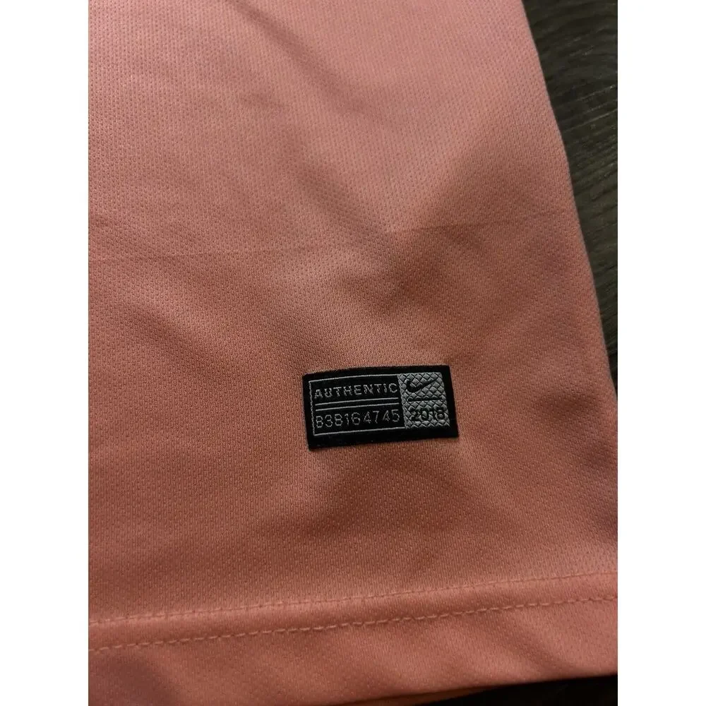 FC Barcelona Nike Salmon Pink 2018/2019 Dri-Fit Men's‎ Large Jersey